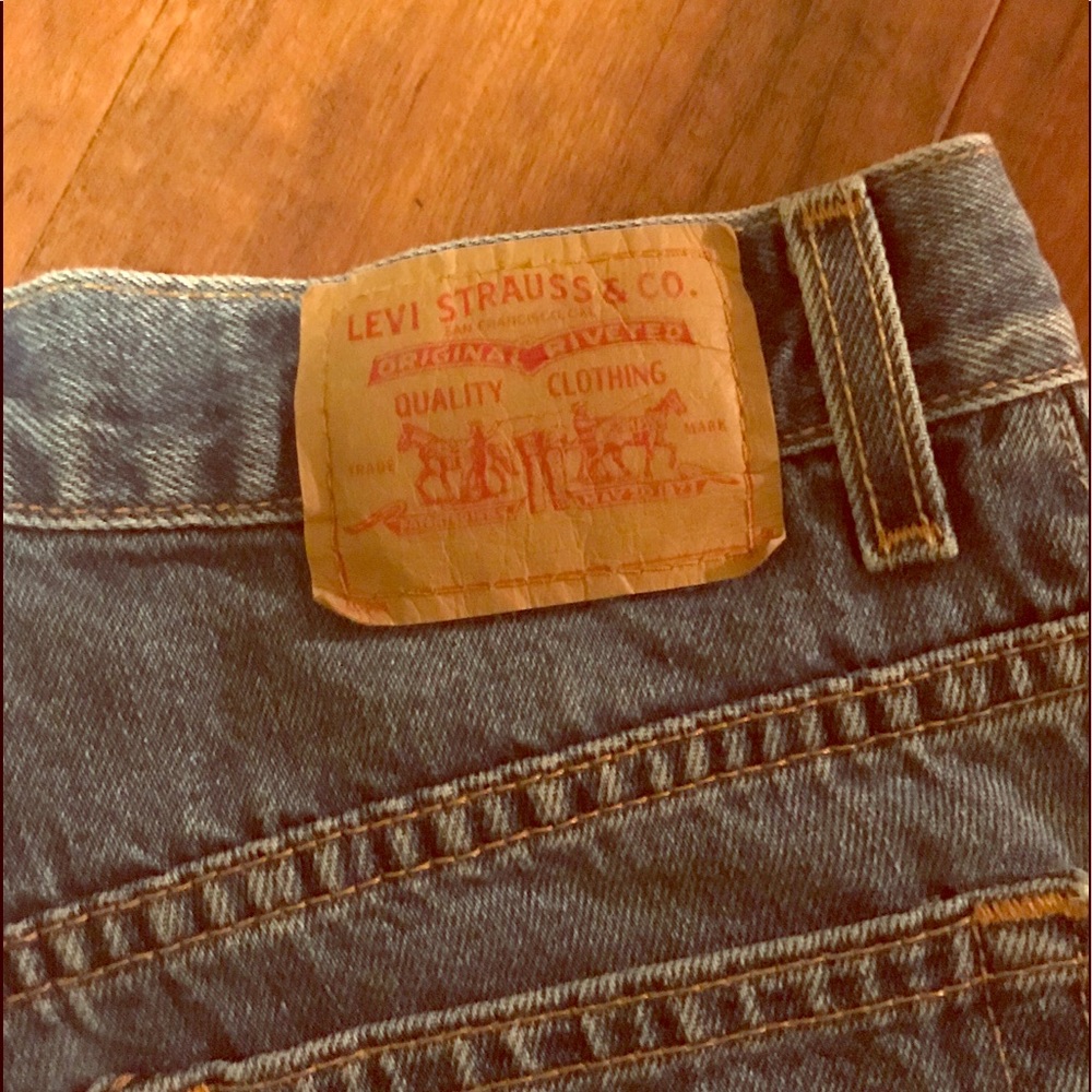 Levi’s mid-high rise jean shorts